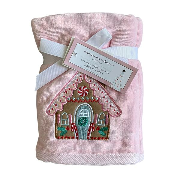 Cupcakes & Cashmere Christmas Hand Towels Pink Embroidered Gingerbread House - Picture 1 of 9